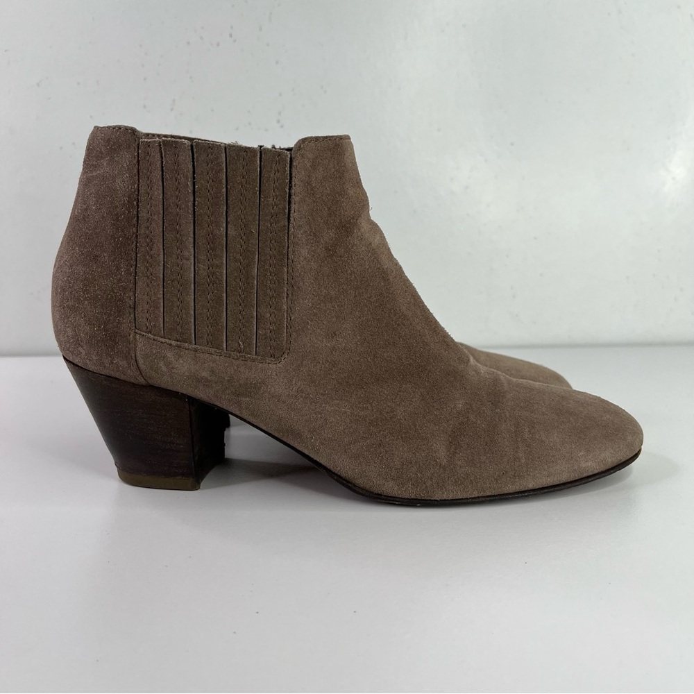 Aquatalia Tan Taupe Suede Leather Stacked Heel Zip Ankle Bootie Boot 8.5 - Picture 2 of 12